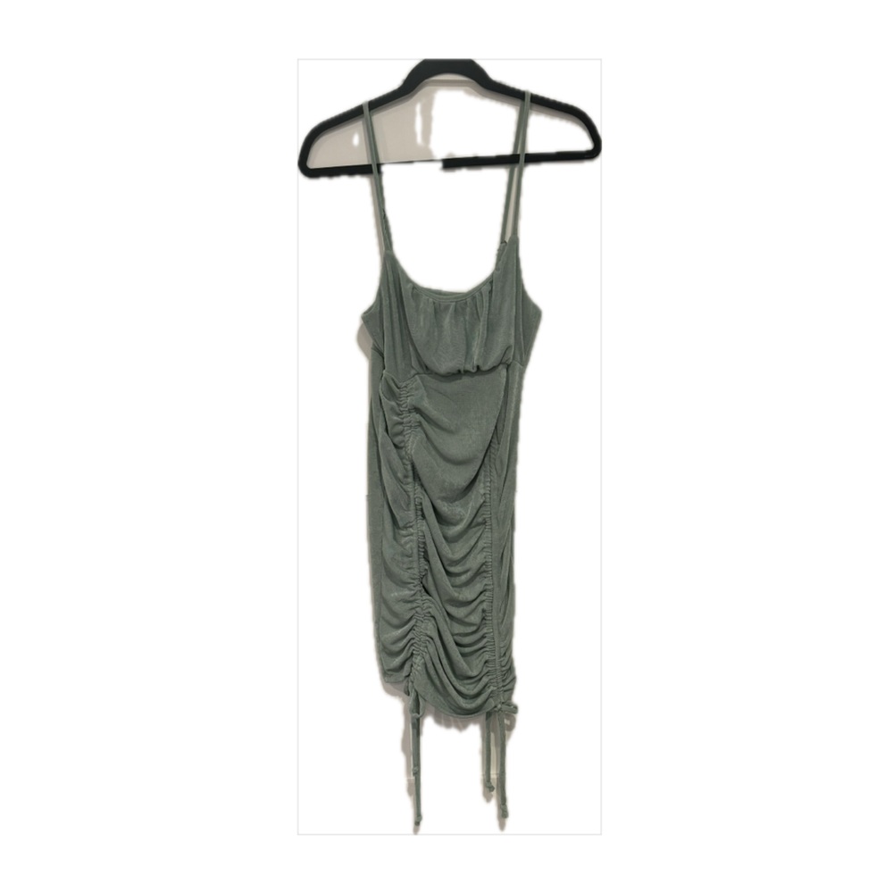 💕Women’s Forever 21 ruched satin mini dress, sage green w/adjustable cami straps
